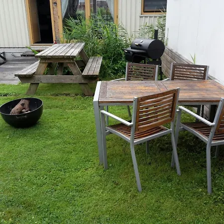 B&boathouse With Bikes And Motorboat 5*