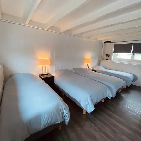 B&boathouse With Bikes And Motorboat Bed & Breakfast