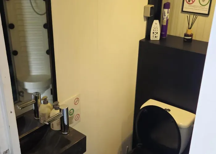 Boathouse With Bikes 3* Amsterdam